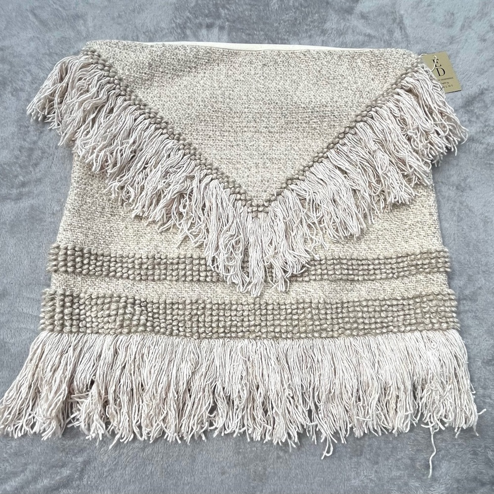 Ellen DeGeneres x Loloi Fringe Pillow Cover 22x22 Boho Ivory NWT
